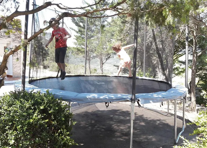 Alzina Casa de Férias